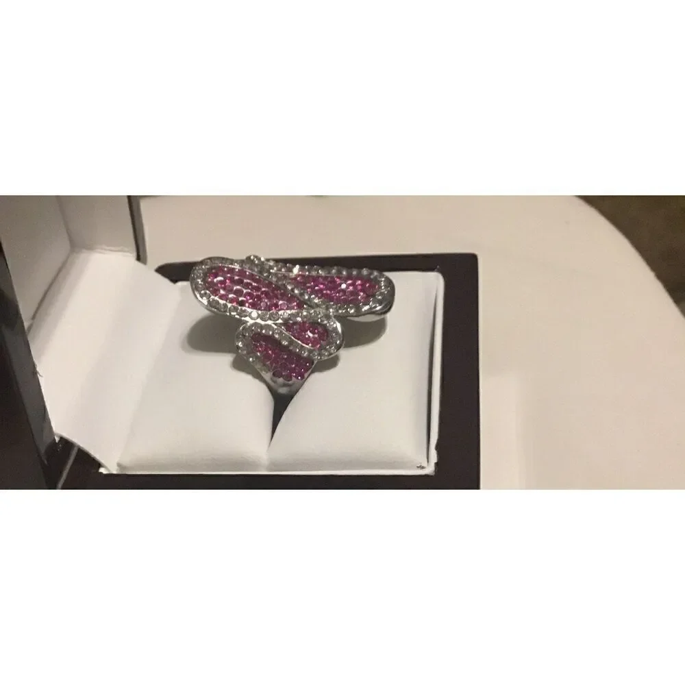 New Sparkling Silver Round Fuschia & White Swirl Ring